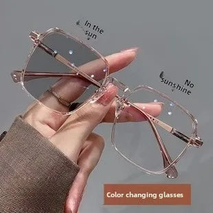Fashion Cat Eye Photochromic Myopia Glasses for Women Outdoor Color Changing UV Protection Sunglasses Travel Driving Eyeglasses