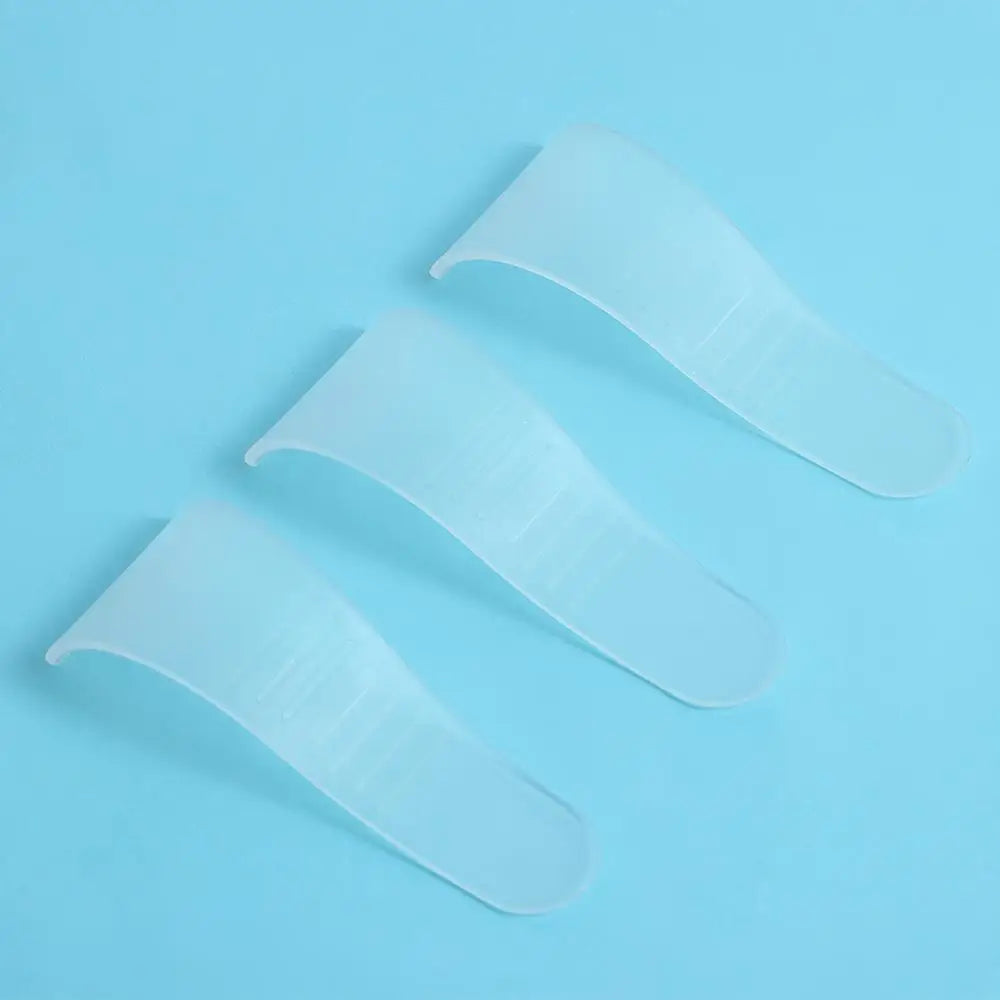 Women plastic cosmetics accessories