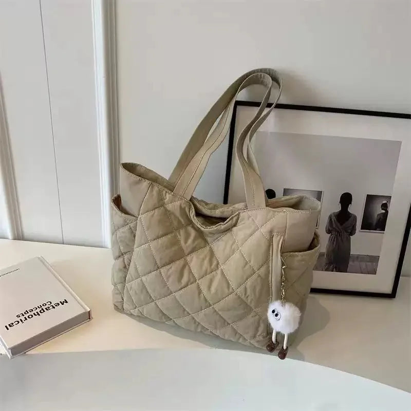chic Quilted Tote Bag ,Large Capacity Handbag with Pendant ,Stylish Multi pocket shoulder Bags for Daily work, school,Errands