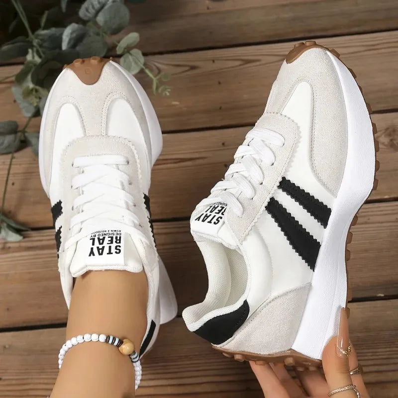 Spring Thick Bottom Women Sneakers 2026 New Casual Patchwork Leather Sneakers Women Outdoor Casual Comfortable Shoes Ladies Shoe